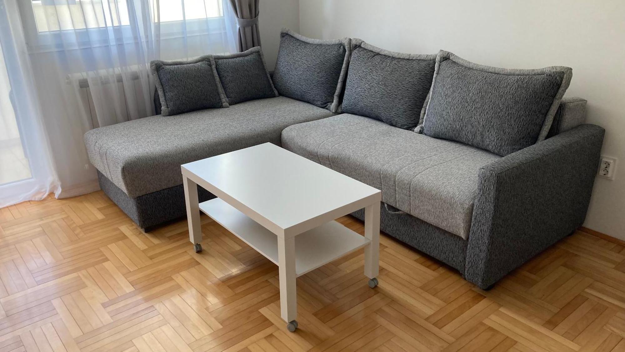 Apartman Senjak Pirot Luaran gambar