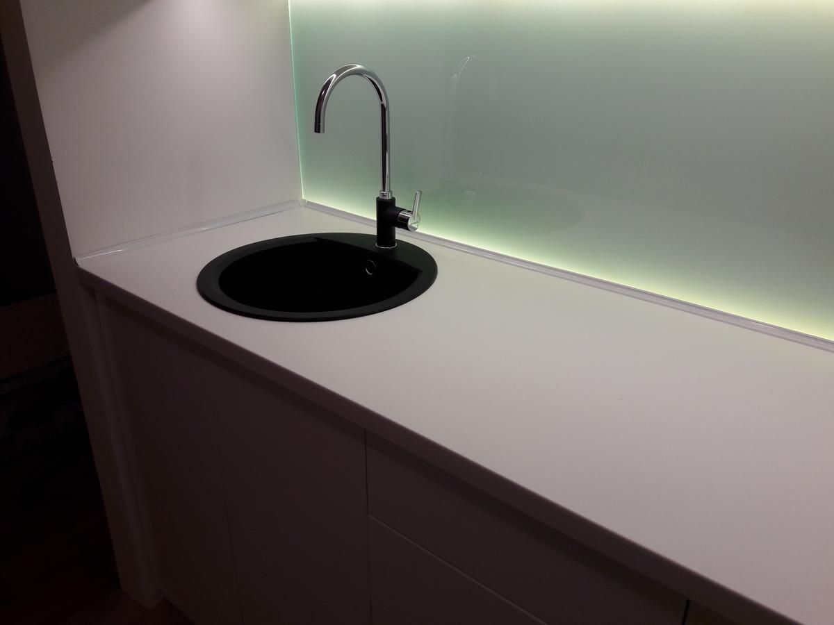 Apartman Senjak Pirot Luaran gambar